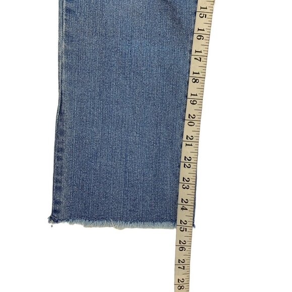 Bandolino Women's Millie Capri Denim Jeans - Picture 6 of 7